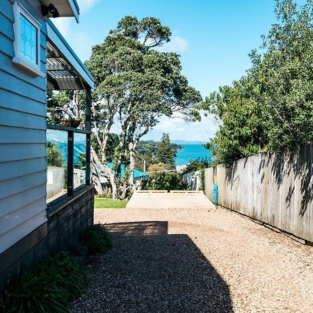 Surfdale Pohutukawa Cottage, Waiheke Island מראה חיצוני תמונה