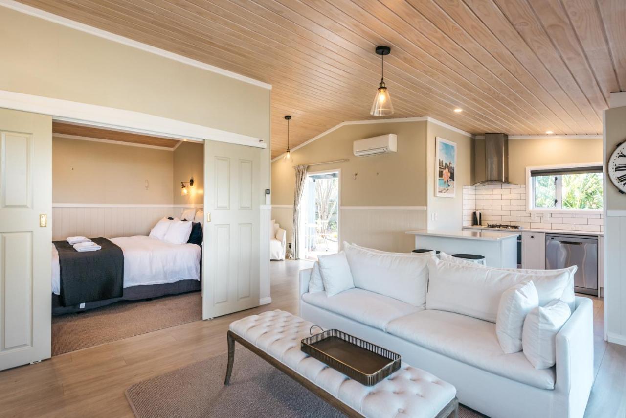 Surfdale Pohutukawa Cottage, Waiheke Island מראה חיצוני תמונה